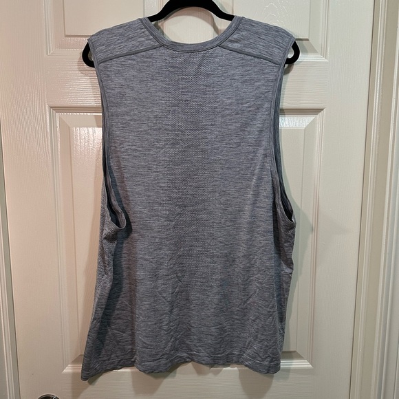 Lululemon Men’s Tank Top Shirt Tech Size XXL Gray Active Performance Vented Gym - Picture 4 of 7